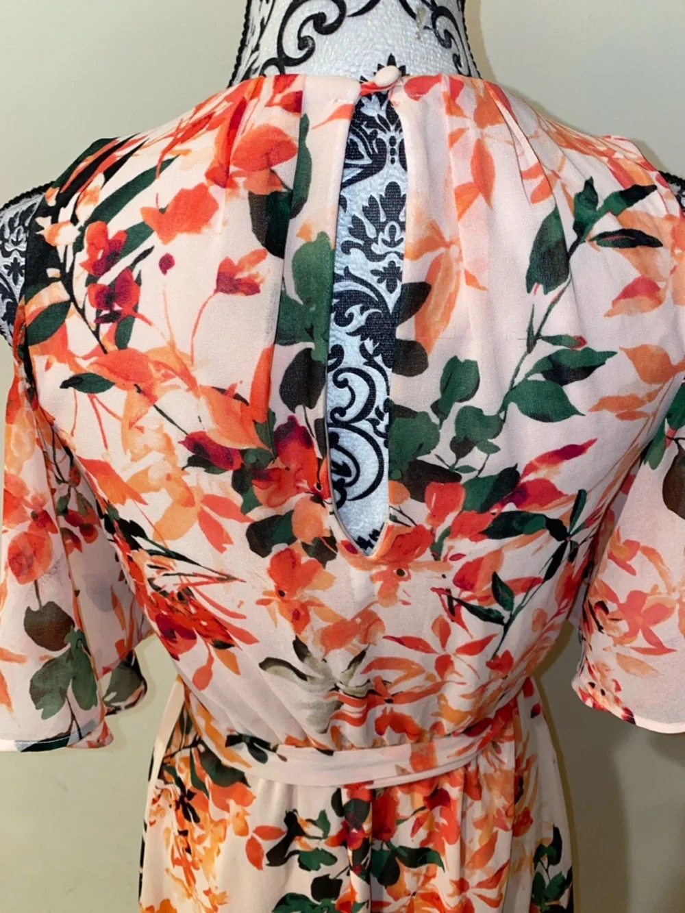 Calvin Klein Irmina Peach-Pink Floral Cold-Shoulder Belted Mini Dress Size 2 - Picture 10 of 16